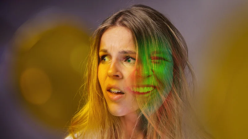 Djevojka s bipolarnim poremećajem.